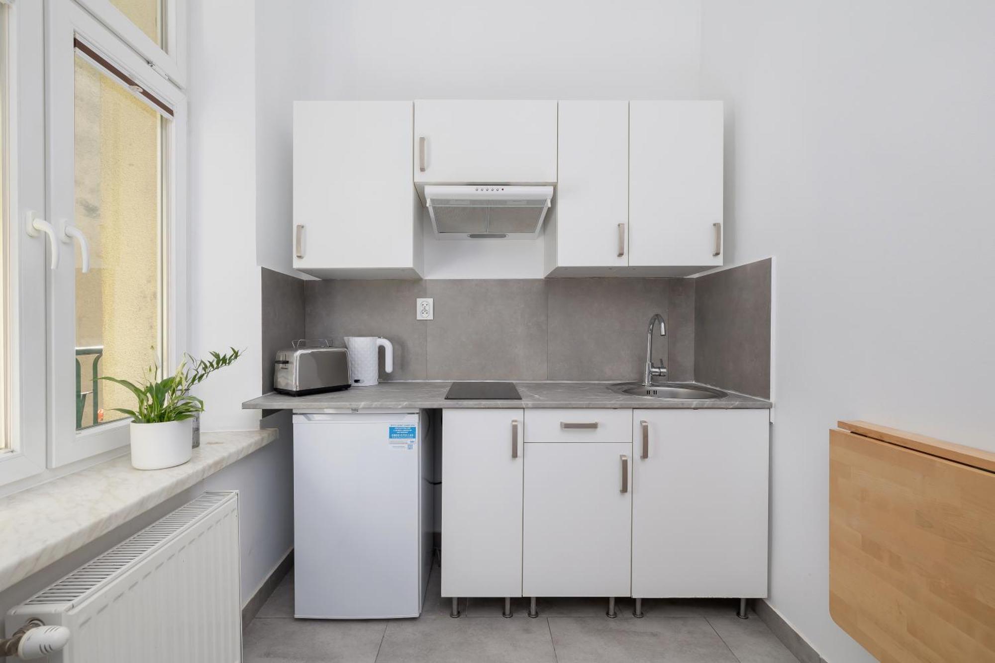 1-Bedroom Apartment - Dluga 65 Street Краков Экстерьер фото