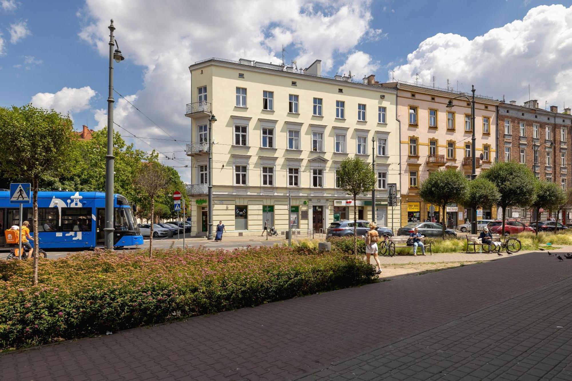 1-Bedroom Apartment - Dluga 65 Street Краков Экстерьер фото